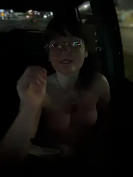 urpuppymoon's Webcam Show