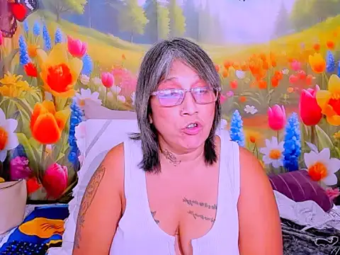 indianroxy: онлайн-секс-чат