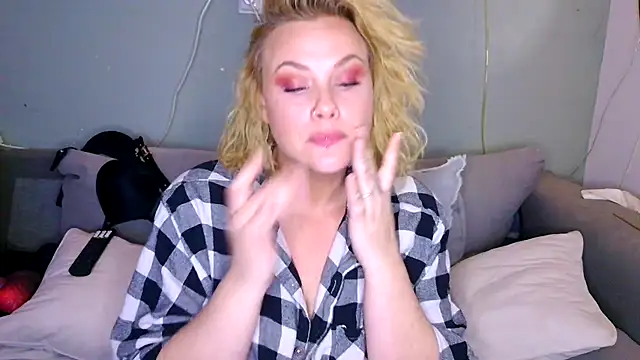 sweetsinzz webcam show