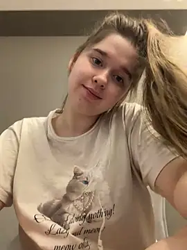 HornyGirlHn Webbikameraesitys