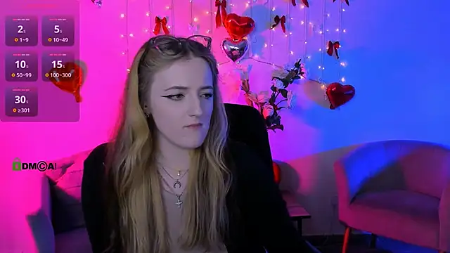 luna_berryy's Live XXX Chat