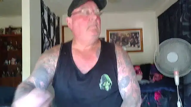 KINKYBLUEYES69n Webbikameraesitys