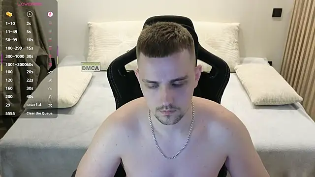 Larstar01 élő XXX-chatje