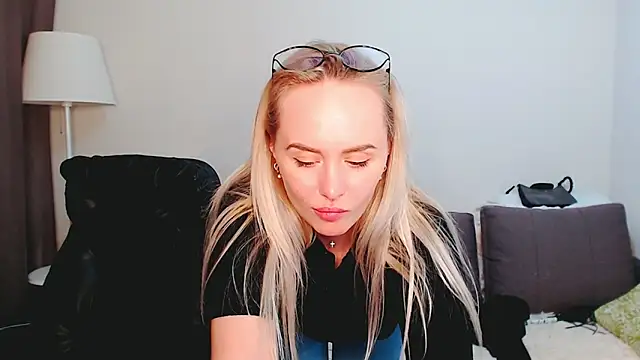 LiluMoon__ Chat XXX in diretta