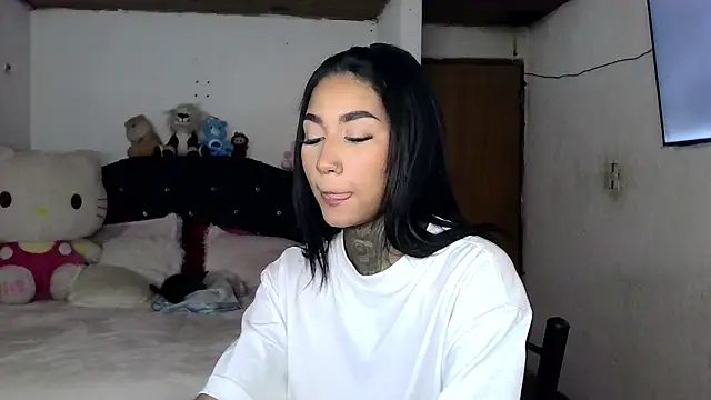 lyam_ebony_ Chat XXX in diretta