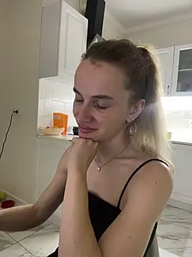 AinyrVixxenn Live XXX chat