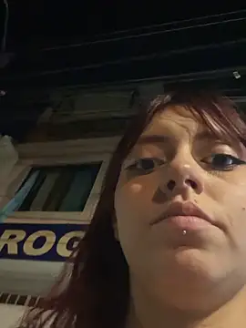 RojitasTeaseX_ webkamerás műsora