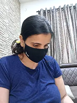 Sembang XXX Secara Langsung tinaarora