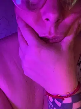 Živý XXX chat LupitaHaze