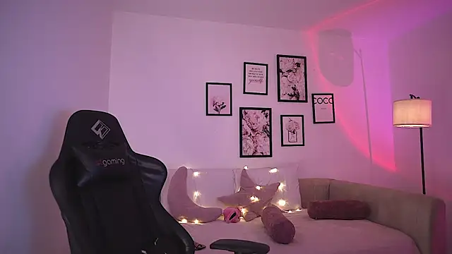 Melibahamon_ Chat XXX in diretta