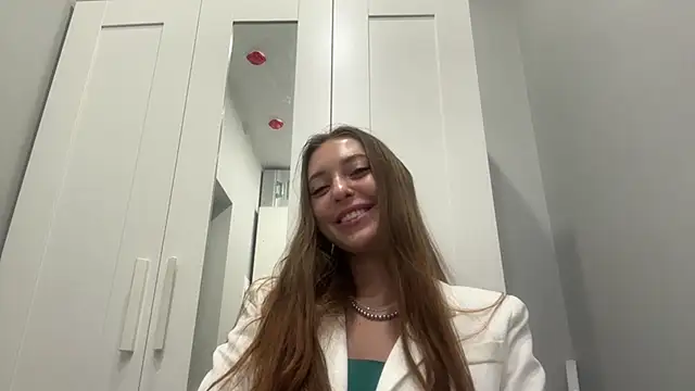 selena_favn: вебкам-шоу