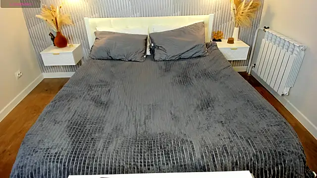 Crystal-Lace Live XXX-Chat