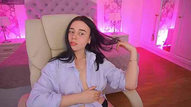 TorrySrar's Live XXX Chat