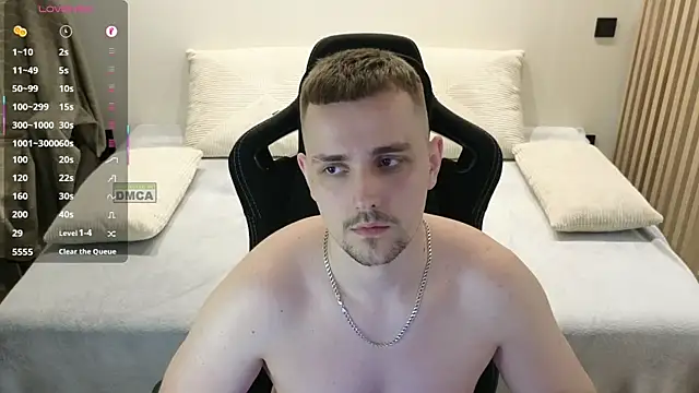 Chat XXX en directo de Larstar01