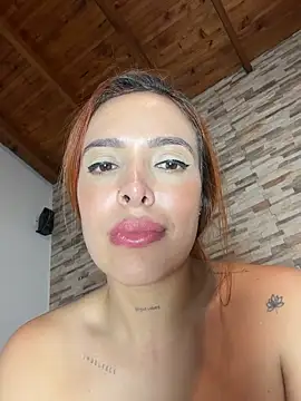 CiaraMorettii Chat XXX live