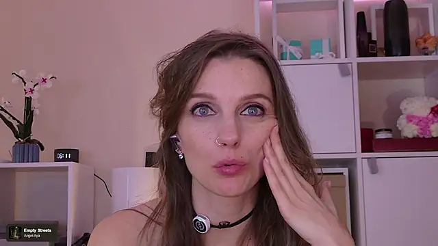 Karamelsw_ Chat XXX live