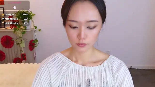 Nitamade79's Live XXX Chat