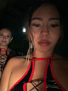 Show modela l0lita_emi na web-kameri