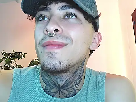 Онлайн чат XXX stevennavarro