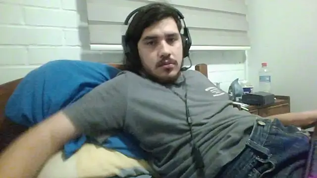 hung_weeb's Webcam Show