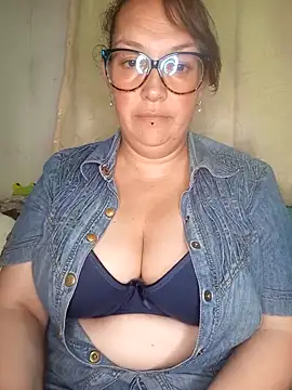 _Saraqueen – Naživo XXX chat