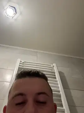 Chat +18 de katalyn1996 ao vivo