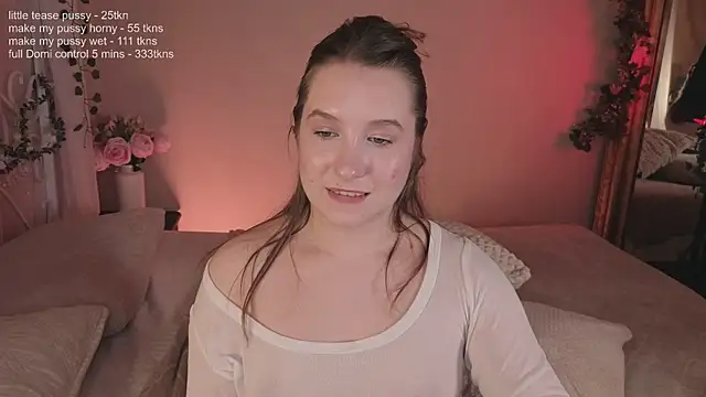 saint_trisha Chat XXX live