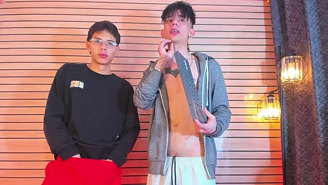 TheBatMansion: вебкам-шоу