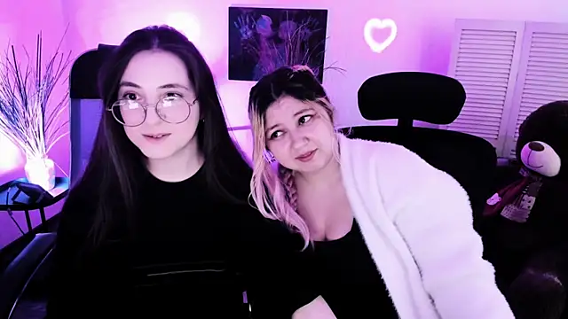 DiaAngell live XXX chat