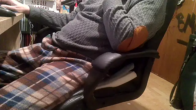 isadirtydog Webcam Show