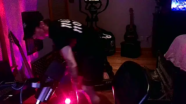 Pertunjukan Kamera Web LEVIATHANX666