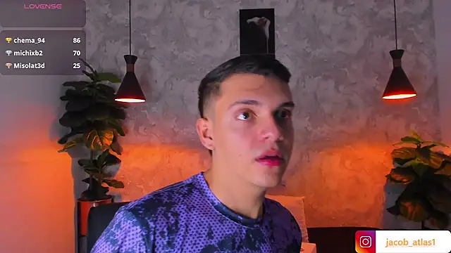 Онлайн чат XXX ian_jacob