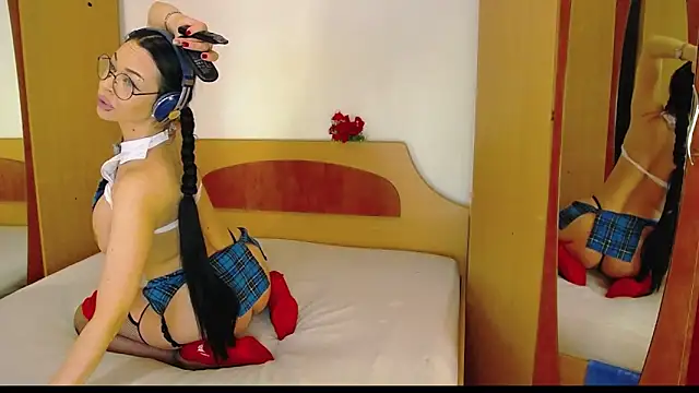 Within__Temptation Adlı Modelin Canlı XXX Sohbeti