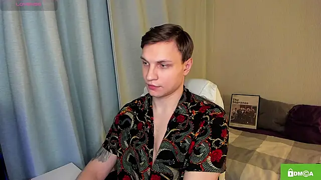 handsome_guy01 Adlı Modelin Web Kamerası Şovu