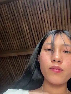 LyLyX09's Live XXX Chat