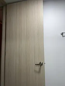 Curlyierr's Live XXX Chat