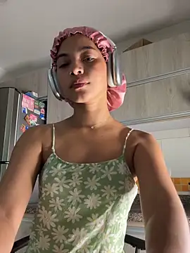 AkiraY10's Live XXX Chat