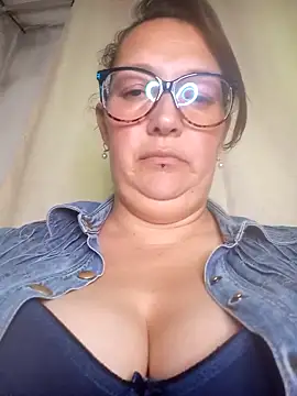 _Saraqueen লাইভ XXX চ্যাট