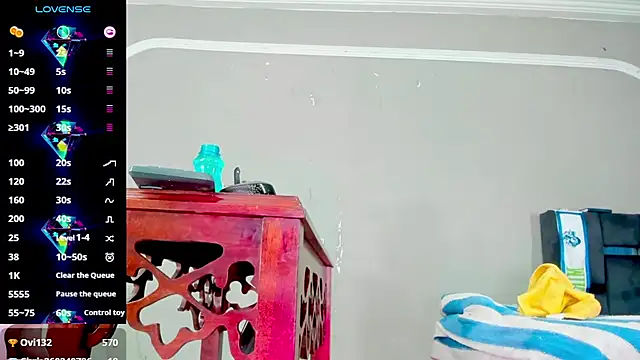 Show de Jimena_Grey na webcam