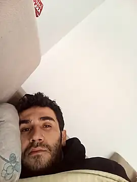 عرض كام Anonim_00