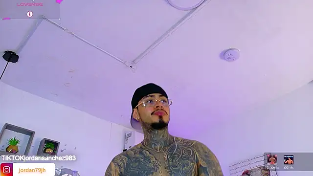 โชว์เว็บแคมของ JordanSmiith_