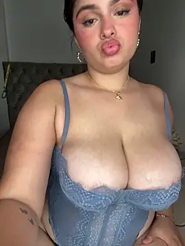 Sarasweet_sex's Webcam Show