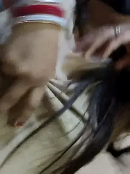 Jasmeen_Couple: διαδικτυακό σόου στην κάμερα