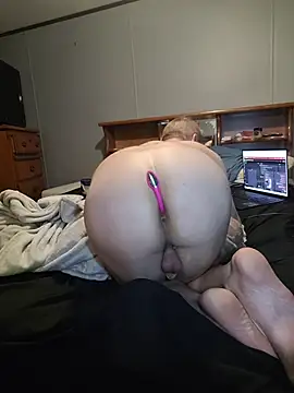 Deathrowe: вебкам-шоу