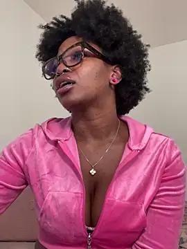 Chatroom XXX en direct de mochamimi