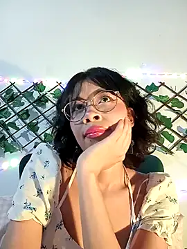 dolliette24's Live XXX Chat