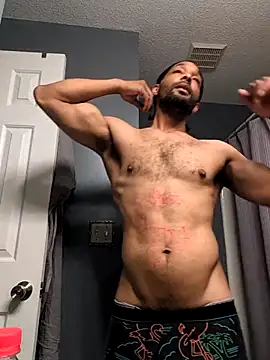 TheGoldenBoldy321 Show Webcam