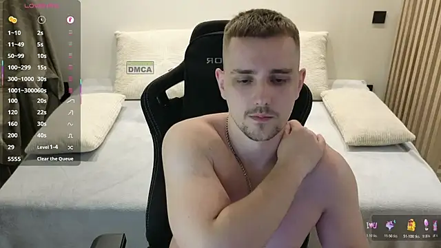 Larstar01: απευθείας συνομιλία ΧΧΧ