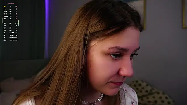 Chat +18 de ShantellAngulo ao vivo