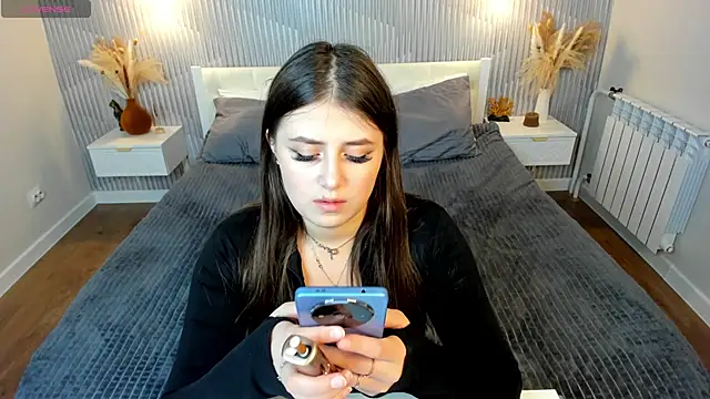 Crystal-Lace 现场XXX聊天